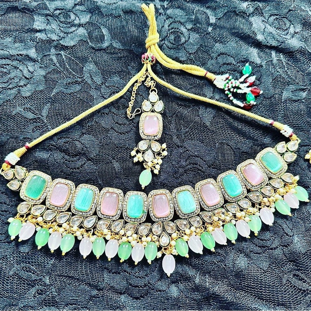 Necklace set